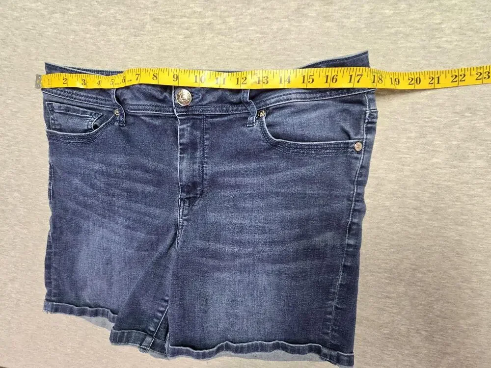 Seven7 Shorts Womens 16 Blue Bermuda Denim Stretch Casual 5 Pocket Embroidered